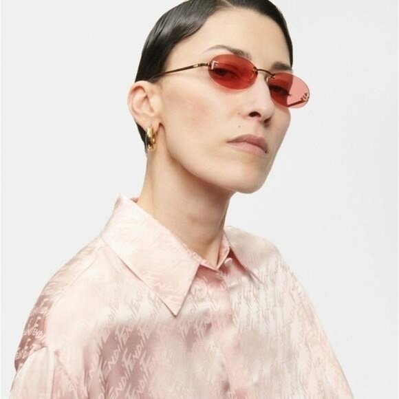 New - Original Fendi First oval FE4075US 30S sunglasses - Picture 3 of 12